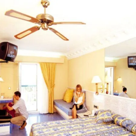 Diver Roquetas Hotel 4*